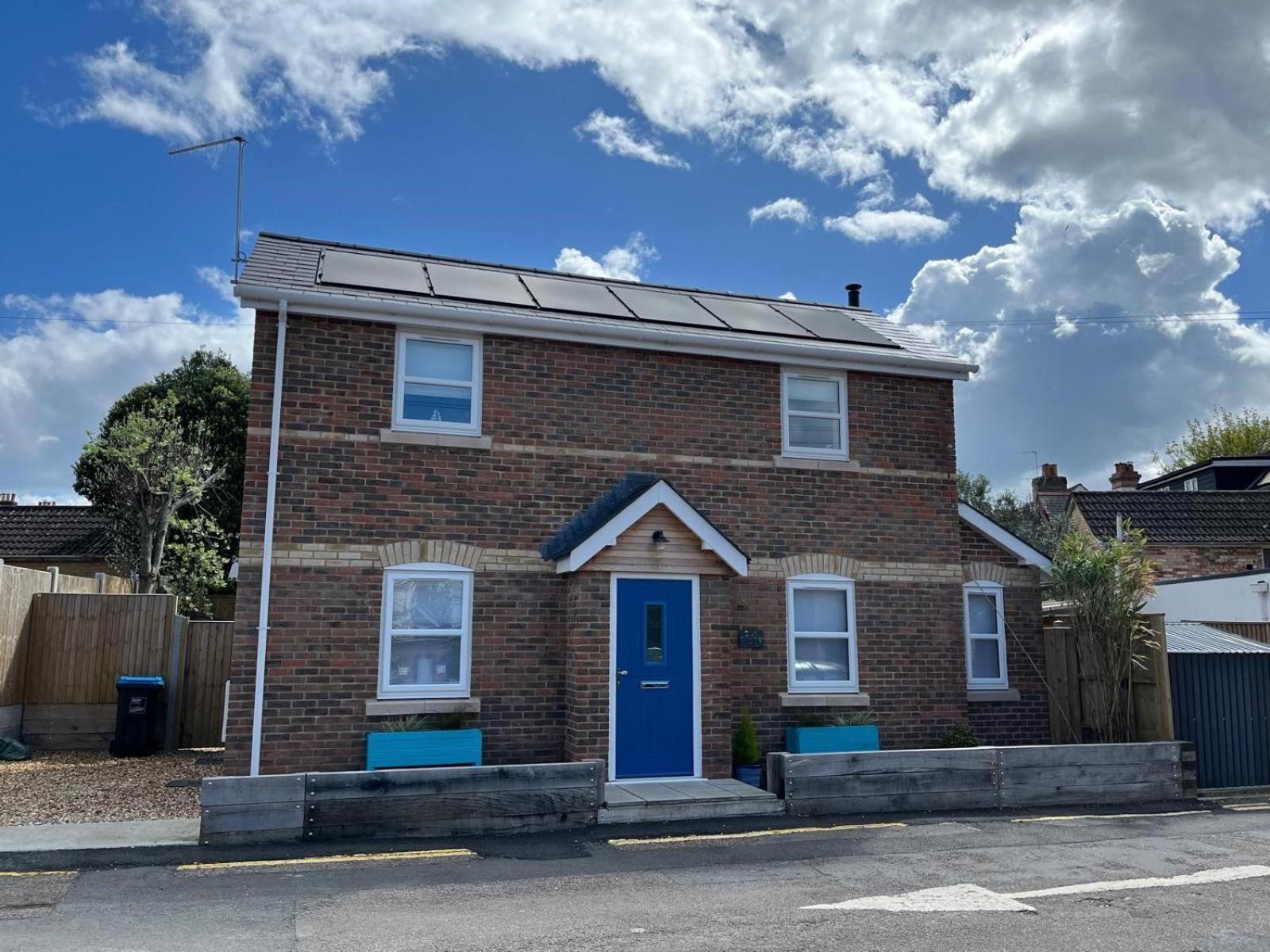 Charlotte Cottage Poole Luaran gambar
